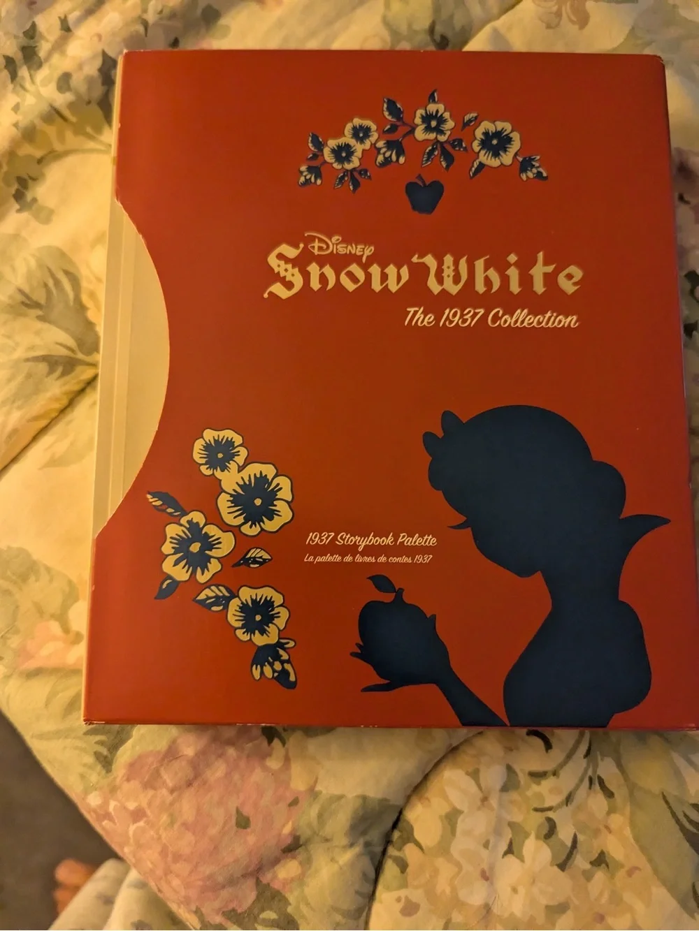 Snow White 1937 Collection Makeup Palatte